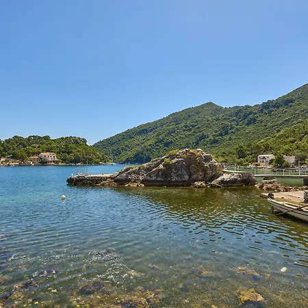 Dolores-apartment By The Sea