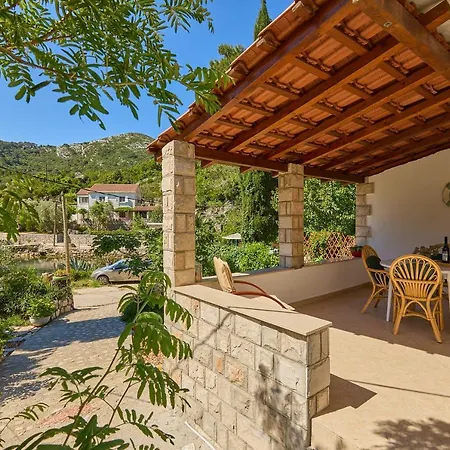 Dolores-apartment By The Sea شقة *