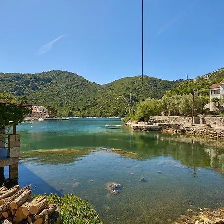 Apartment Dolores-apartment By The Sea *